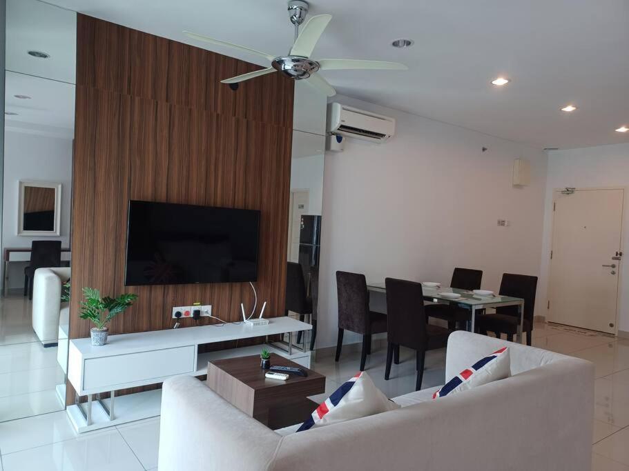 Апартаменты Ls Mansion One Джорджтаун Экстерьер фото